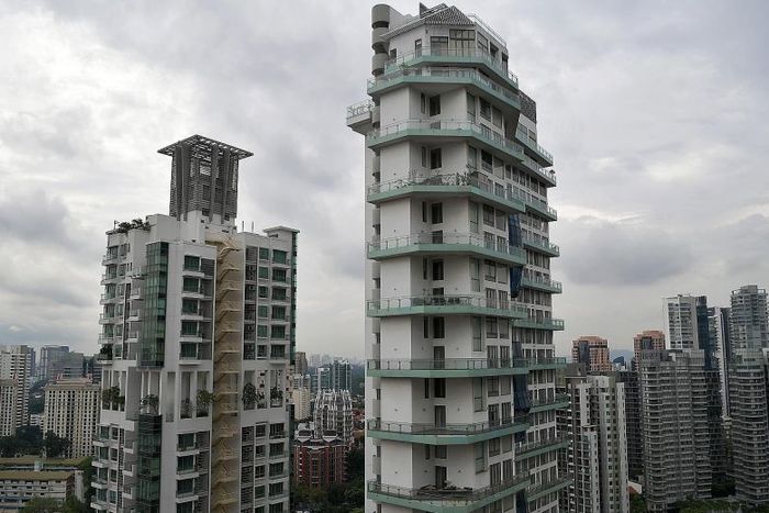 Completed condo, private apartment prices slip 0.3%